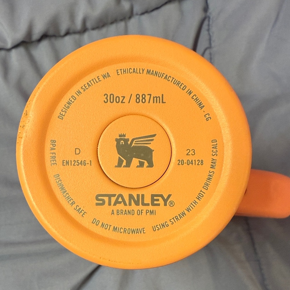 30 Oz Stanley Tumbler - Picture 10 of 10